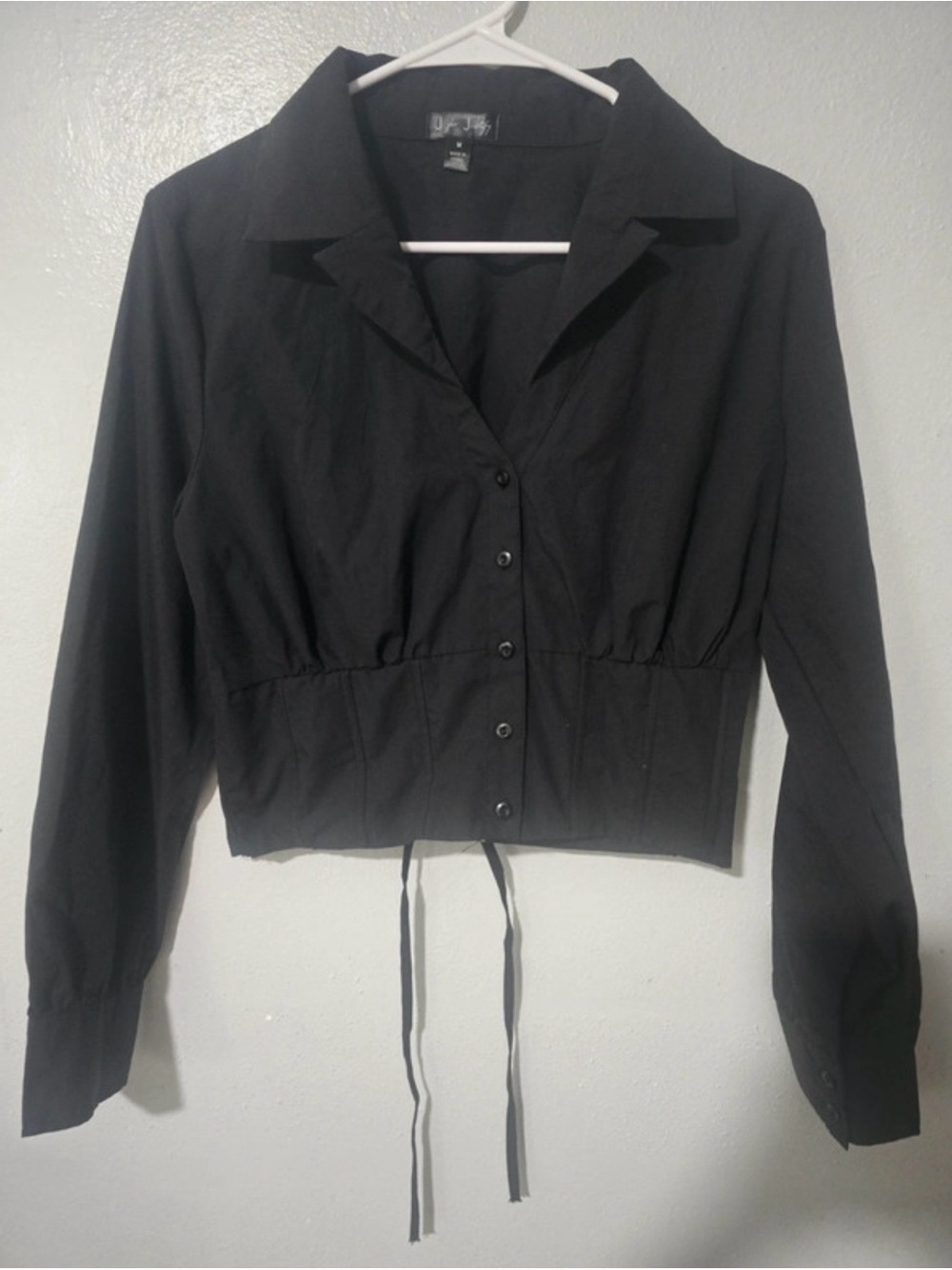 Black Cropped Button-Front Long Sleeve Top